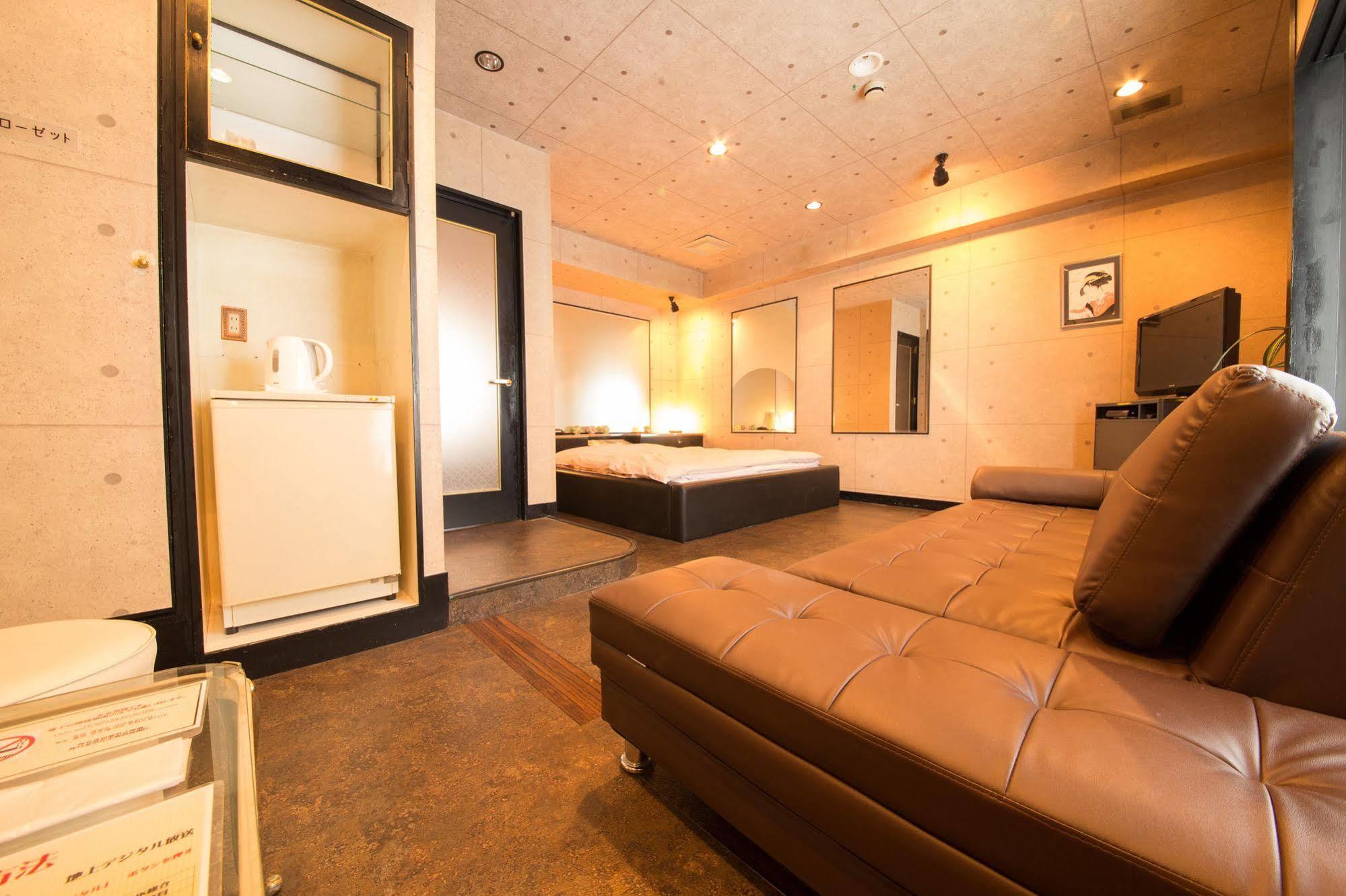 Hotel Candy Hall (Adults Only) Ōsaka Eksteriør bilde